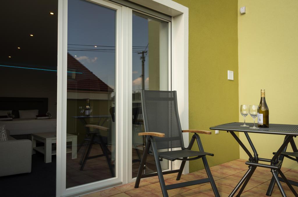 Villa Kiwi Mikulov Zimmer foto